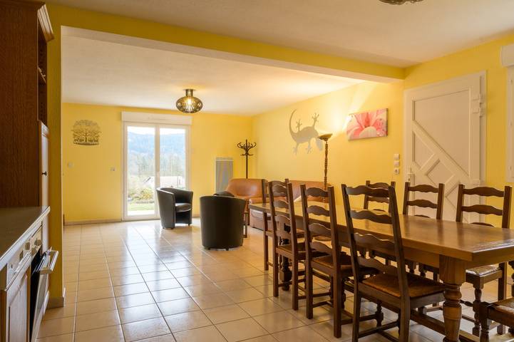 Petite maison "Gîte Sanglier" avec terrasse partagée, Wi-Fi et climatisation in Rupt-sur-Moselle, Région d'Épinal