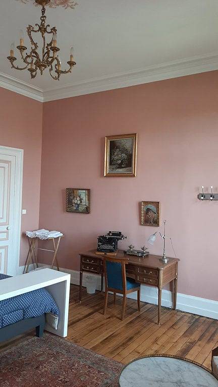 Chambres d'hôtes la Belle Boulonnaise - Chambre Écrivain in Boulogne-sur-Mer, Région de Boulogne-sur-Mer