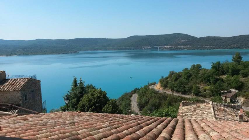 Location de vacances pour 6 personnes, avec balcon et vue à Les Salles-sur-Verdon - 3