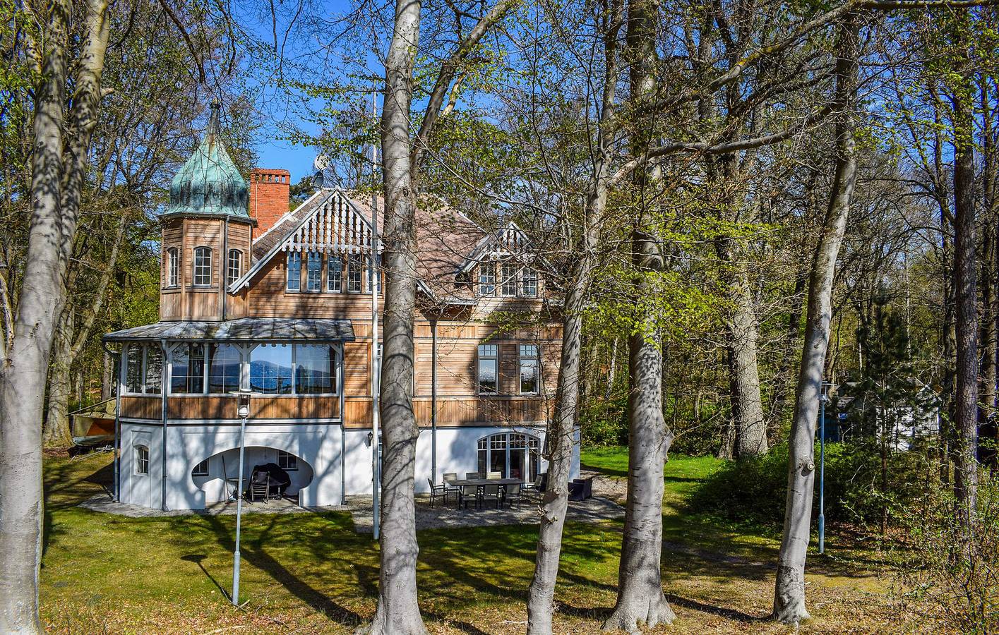 Hel semesterlägenhet, Lägenhet för 4 Personer med trädgård in Ystad, Svenska Östersjön