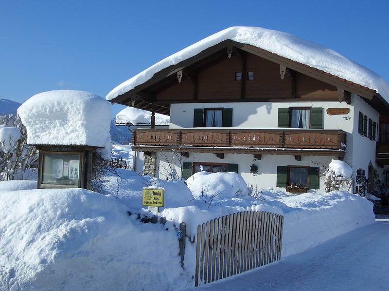 Ganze Ferienwohnung, Haus Plenk - Chiemgau Karte - Ferienwohnungen Falkenstein und Gamskogl für 2 Personen mit Balkon, 40 qm in Inzell, Bayerische Alpen