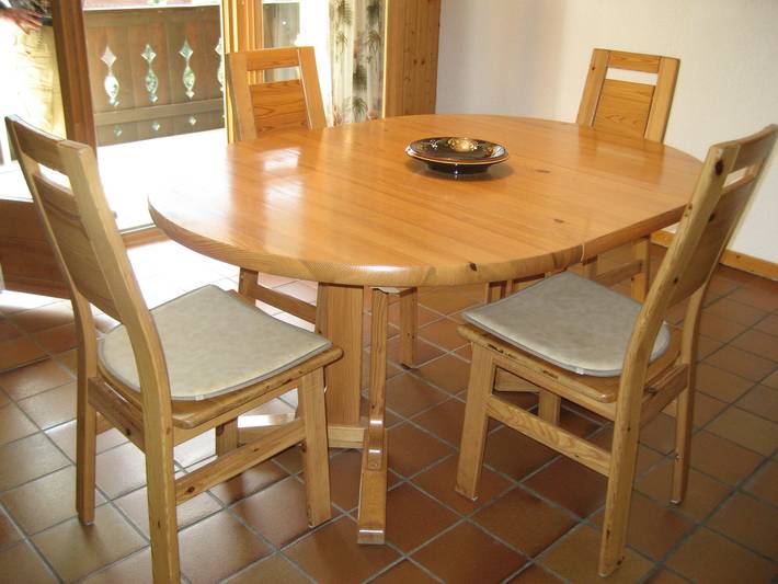 Ganze Ferienwohnung, Résid. Monteilly B16 - 2-Zimmerwohnung in Planachaux, Champéry
