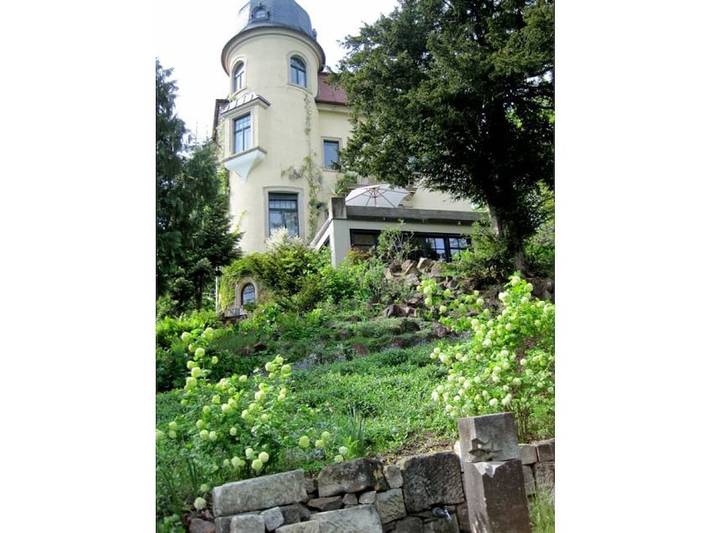 Ferienhaus für 4 Personen, mit Terrasse und Garten