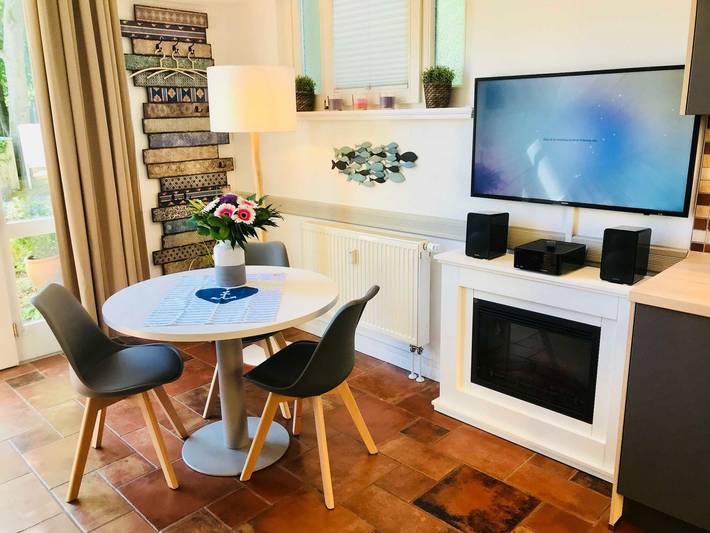 Ferienpark für 3 Personen, mit Terrasse und Garten sowie Pool und Sauna in Seebad Heringsdorf