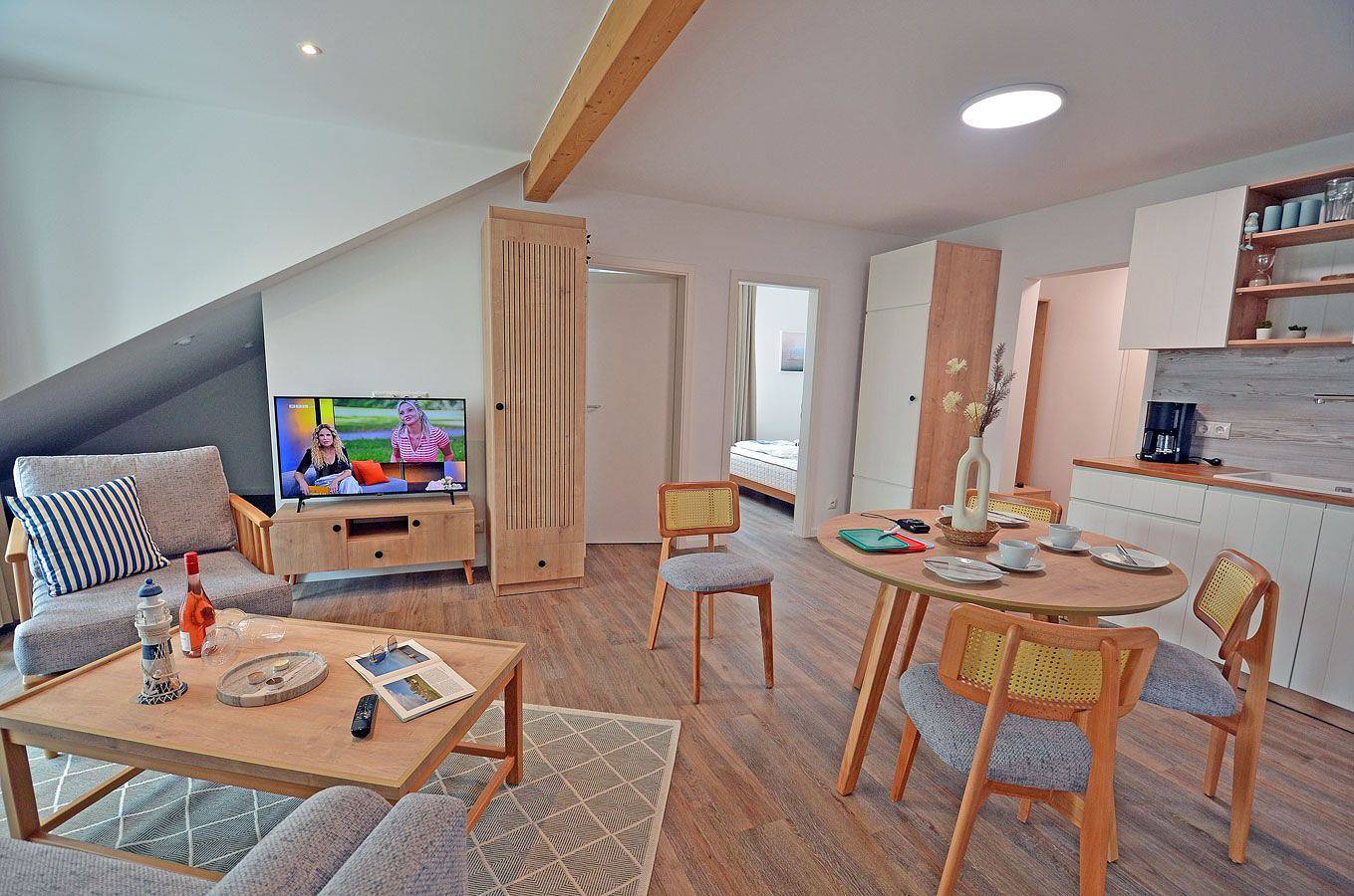 Apartamento entero, Appartementanlage in ruhiger Lage, nur 80 Meter zum Wasser mit 2 Schlafzimmer in Dranske, Rügen