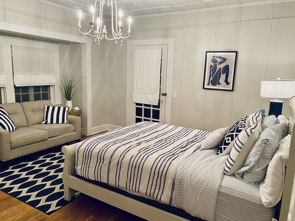 Heart of Old Town Bay St. Louis - Crown Jewel with pool! in Bay St. Louis, Mississippi Gulf Coast