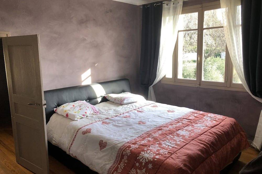 Provencal Village House in Venterol, Région de nyons