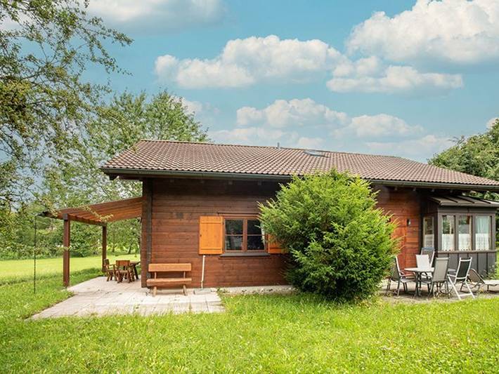 Ferienhaus für 4 Personen, mit Garten und Terrasse sowie Pool, kinderfreundlich im Allgäu
