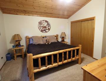Log Cabin for 12 Guests in Truckee, Donner Lake, Picture 3