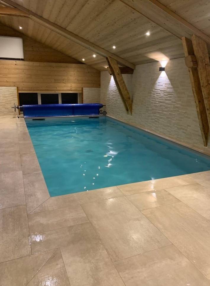Gîte pour 15 personnes, avec jardin et terrasse