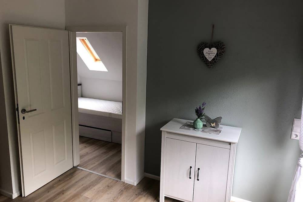 Helles Ferienhaus im Landhausstil für bis zu 10 Personen inkl. Wlan in Silbersee, Frielendorf