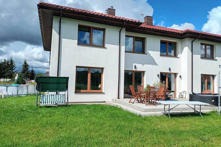 Ferienhaus für 17 Personen, mit Garten und Whirlpool - 1