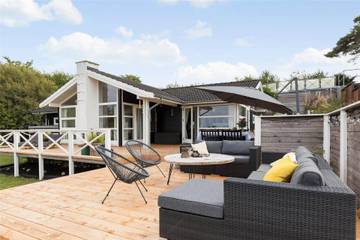 Ferienhaus für 4 Personen, mit Sauna und Whirlpool sowie Terrasse auf Seeland