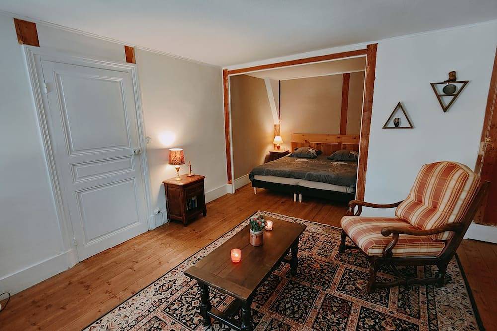 Appartement entier, Les Petites Forges Centre Historique Auxonne 120 m2 (Autoroute A39 à 5') in Auxonne, Région de Dijon