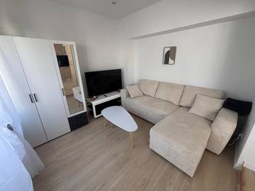 Gîte pour 2 personnes, avec terrasse à Lanester