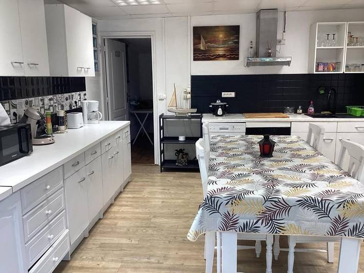 Location de vacances pour 7 personnes, avec vue ainsi que jardin et piscine, adapté aux familles à Saint-Philippe - 3