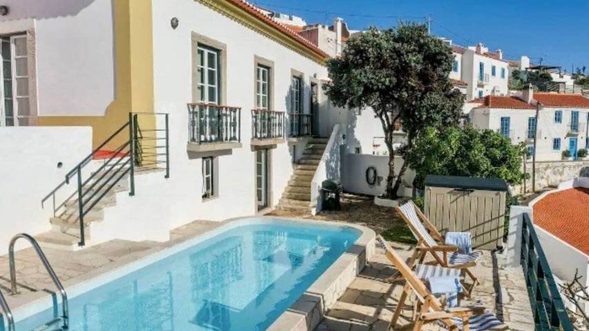 Casa de férias para 2 pessoas, com Vista para o mar e Terraço e ainda Piscina em Azenhas do Mar