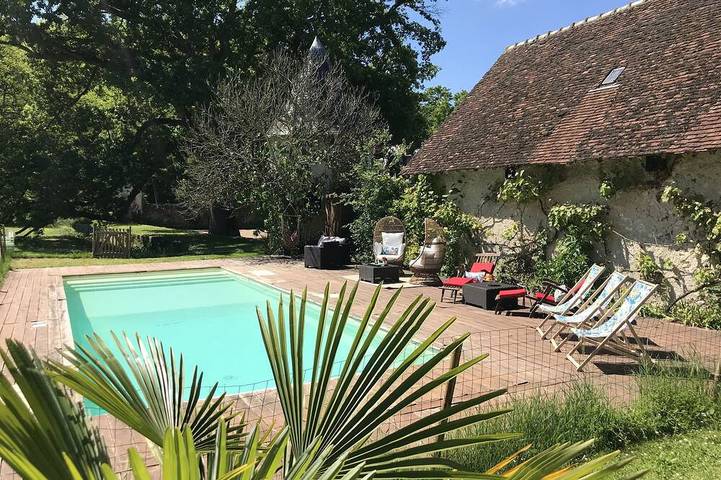 Location de vacances pour 16 personnes, avec Terrasse et Jardin à Cour-Cheverny