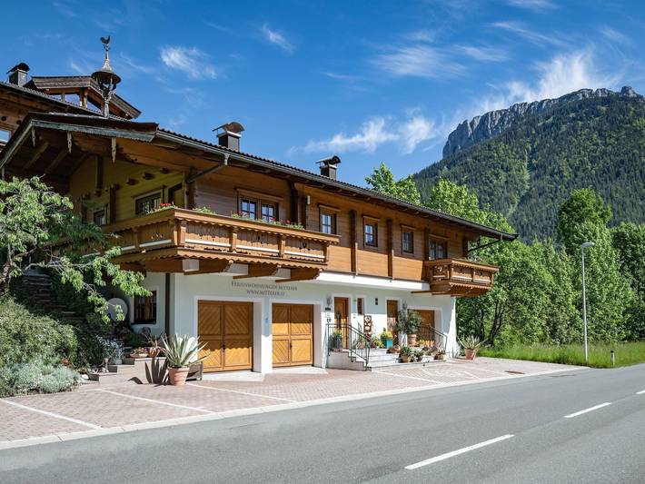 Ferienwohnung für 6 Personen, mit Terrasse in Waidring