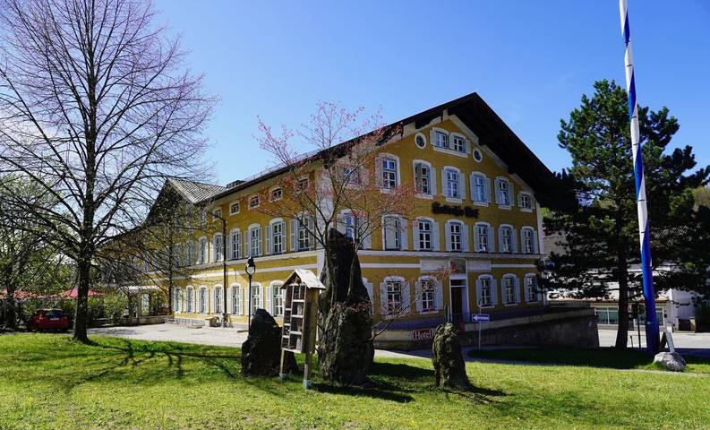Hotel für 2 Personen, mit Terrasse in Bad Endorf