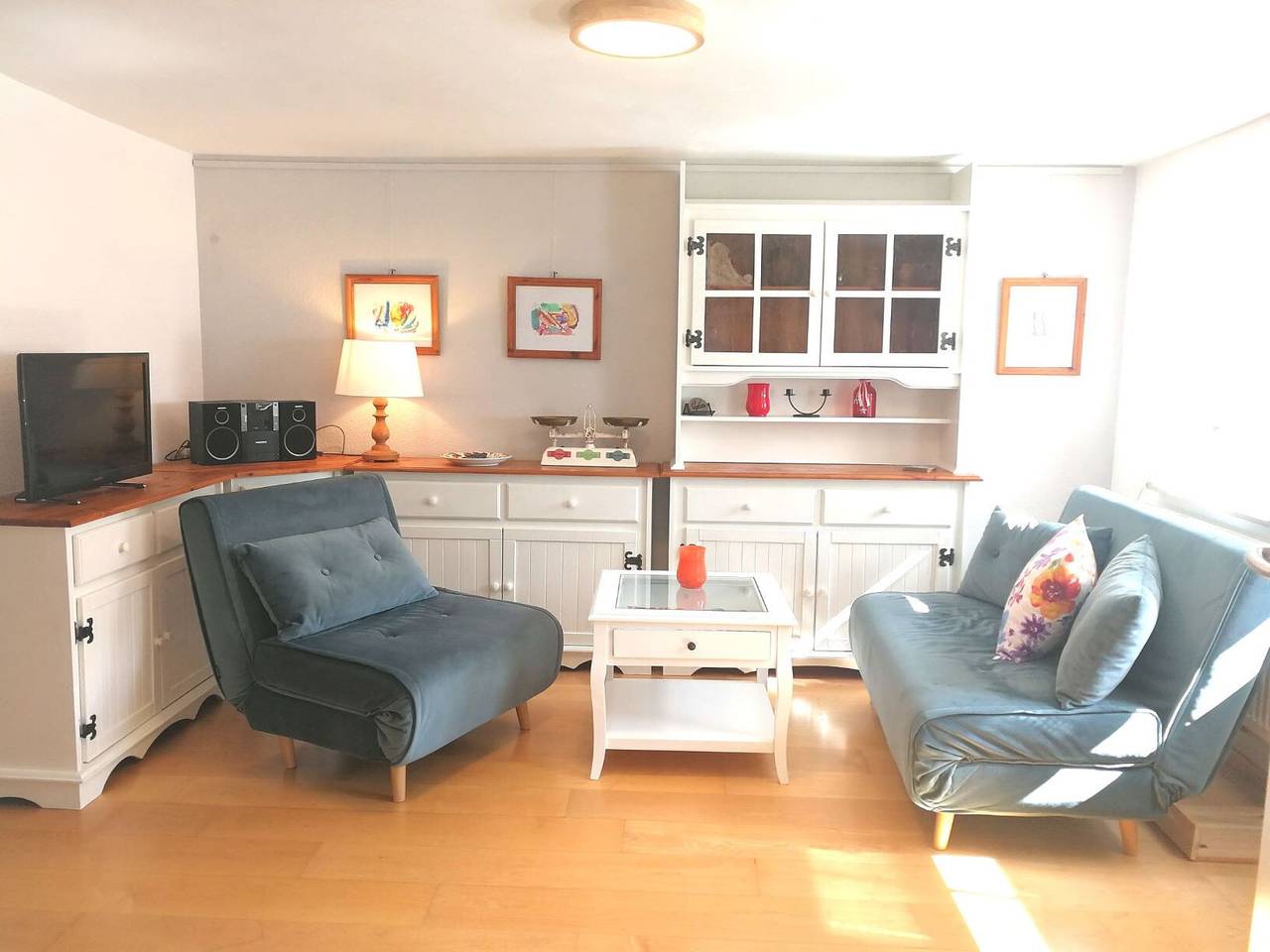 Apartamento entero, Apartamento 'Graf' con terraza privada, jardín comunitario y Wi-Fi in Tubinga, Neckar-Alb