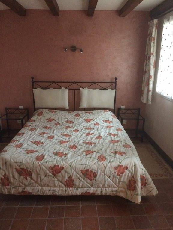 Chambres d'hôtes au Bourg - Chambre Les Tomettes in Marsannay-la-Côte, Région de Dijon