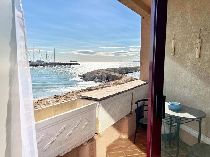 Gîte pour 3 personnes, avec terrasse et vue à Fos-sur-Mer - 2