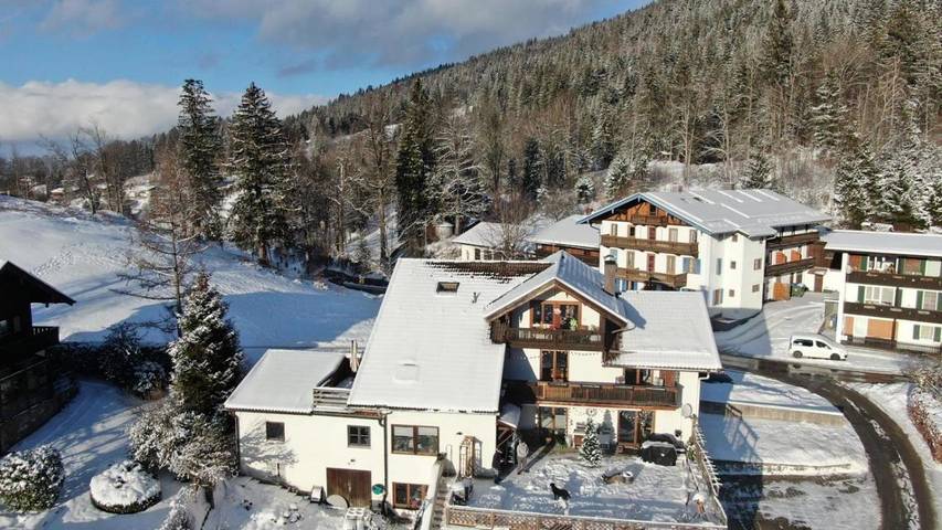 Ferienwohnung für 9 Personen, mit Balkon und Ausblick