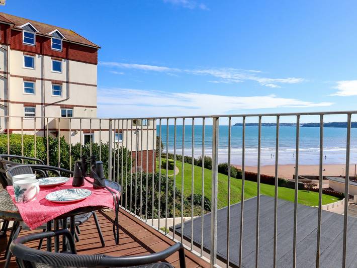 Apartment for 4 people, with garden, with pets in Paignton