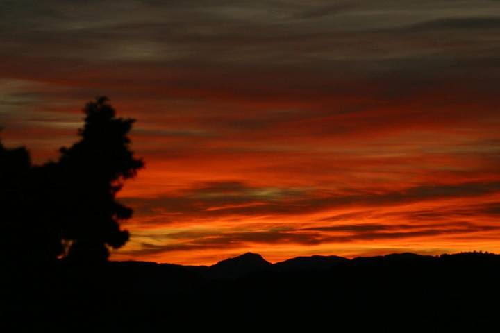 Albergue para 2 personas, con vistas además de jardín y piscina en Cataluña - 4