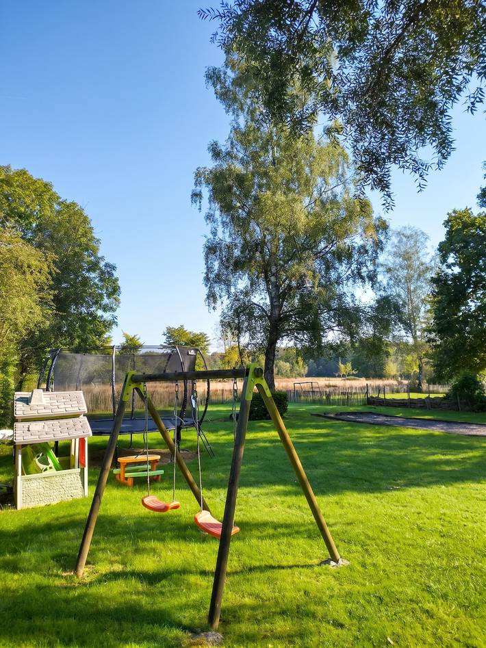 Amplia casa familiar en Haut-Fays, 250 m² con jardín in Haut-Fays, Daverdisse