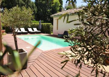 Maison d’hôte pour 2 personnes, avec jardin et piscine à Cogolin