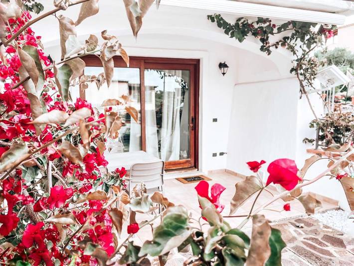 Gîte pour 4 personnes, avec balcon et jardin à Pittulongu