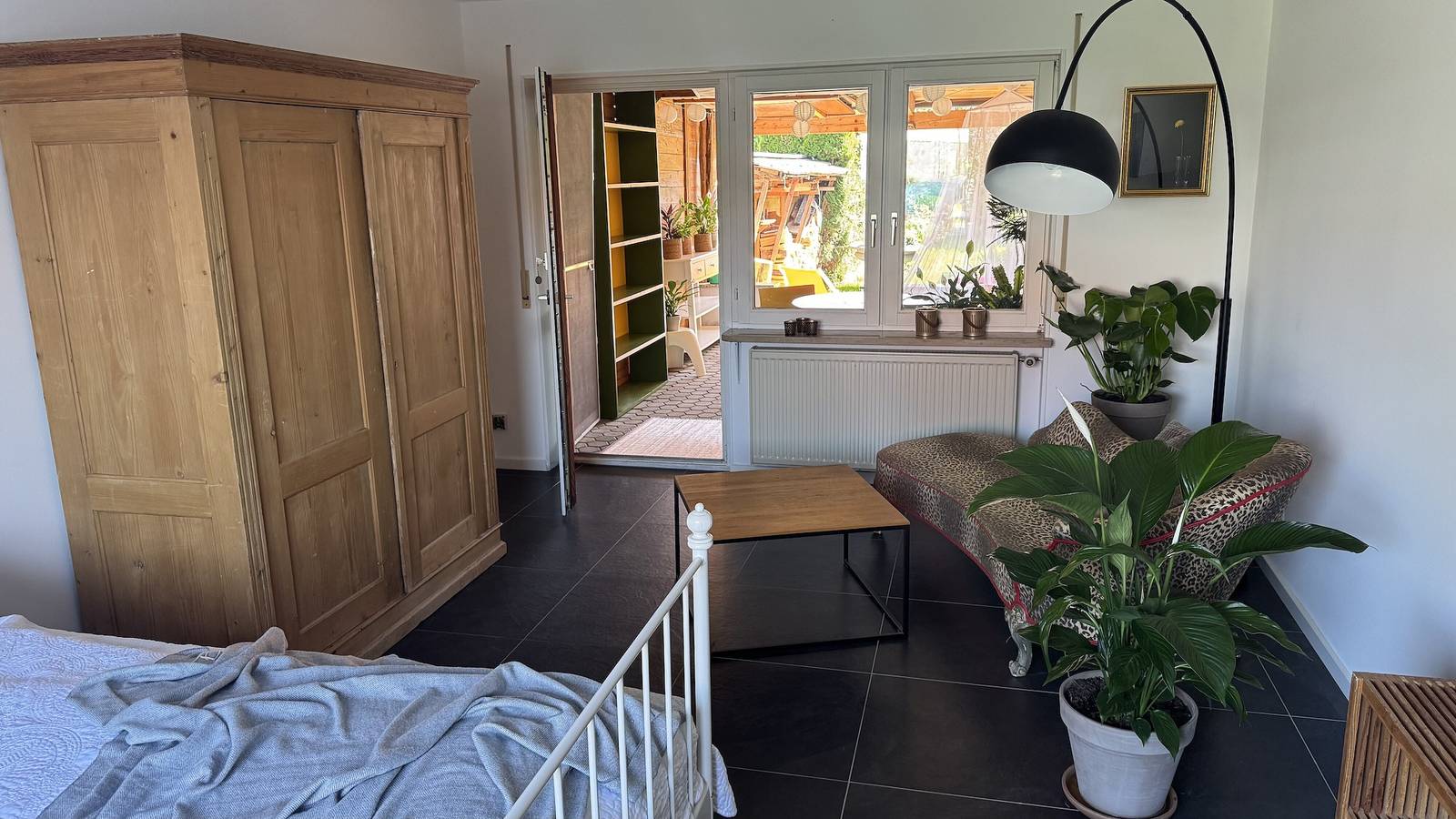 Appartement 'Klein Aber Fein' met Privéterras, Gedeelde Tuin en Wi-Fi, foto 6