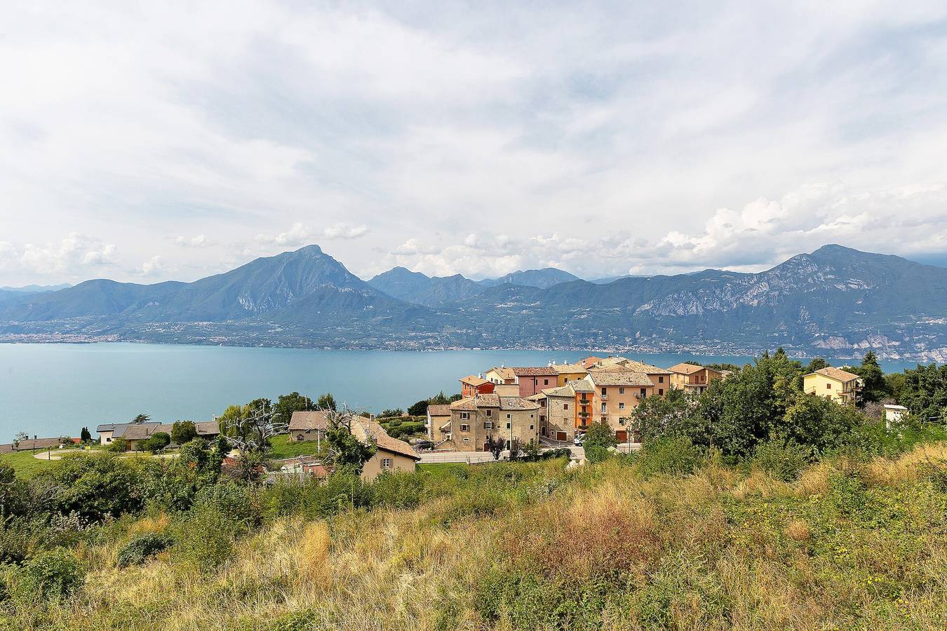 Ferienhaus 'Villetta Singola' mit Seeblick, privater Terrasse und Wi-Fi in San Zeno di Montagna, Gardasee-Berge