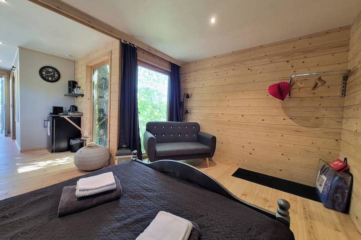 Schönes Tiny House in Chimay in Chimay, Hennegau