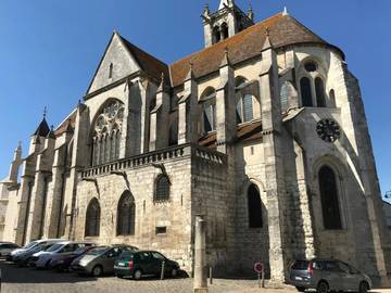 Gîte pour 2 personnes, avec vue et jardin à Moret-sur-Loing