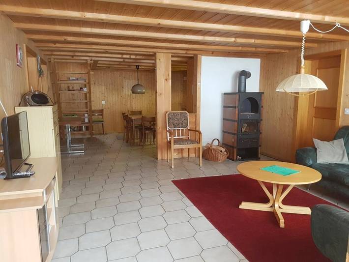 Gîte pour 6 personnes, avec jardin et vue dans Axalp