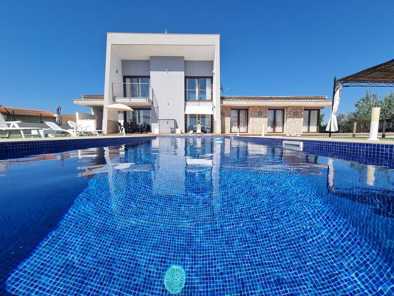 Villa Nimaf in Marratxí mit Pool und Garten in Sa Planera, Marratxí