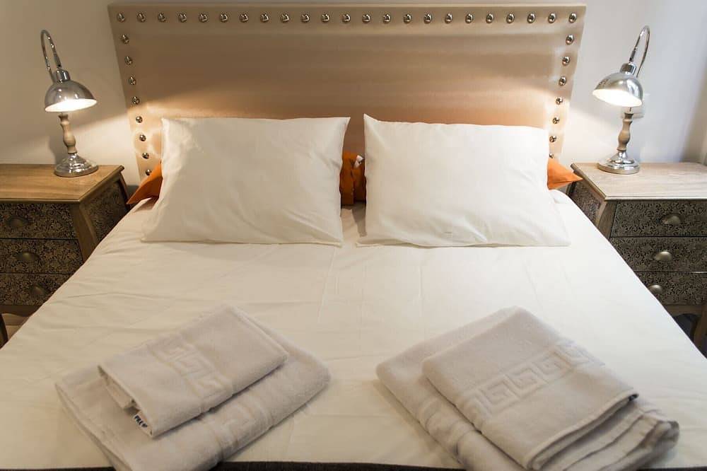 Entire apartment, Apartment Madrid Downtown Puerta del Sol M (Pre2C) in Centro (Madrid), Madrid
