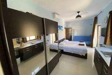 Vakantieappartement voor 2 Personen in Sliema, Malta, Afbeelding 2