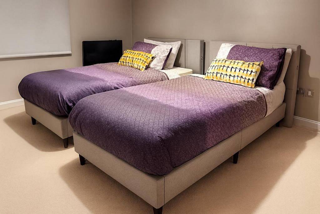 Apartamento vacacional entero, Sleeps 4 - Parking - Wifi in Cardiff Bay, Cardiff
