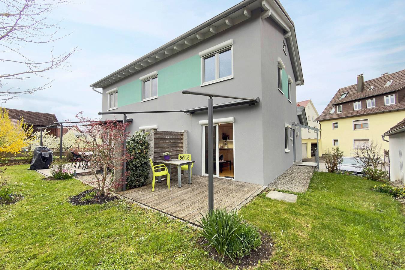 Ganze Wohnung, Riekes Ferienwohnung mit privater Terrasse und Wlan in Friedrichshafen, Region Bodensee-Oberschwaben