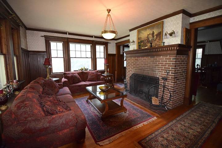 Vacation rental for 16 people, with hot tub and garden in Lake Placid