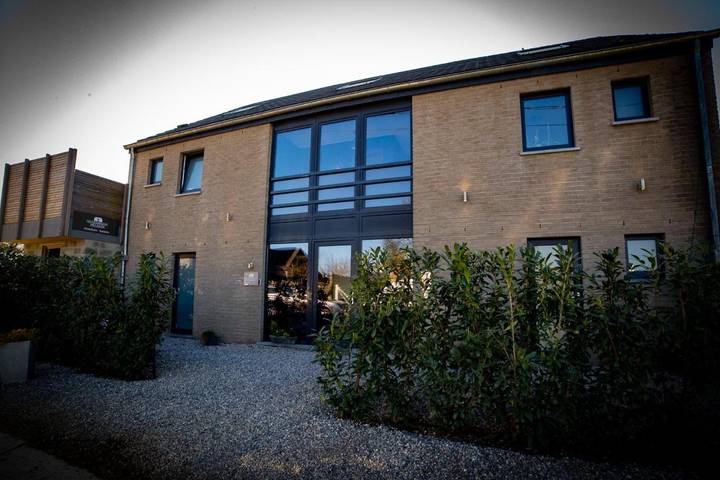 Gîte pour 3 personnes, avec vue et jardin, animaux acceptés dans Foy-Notre-Dame