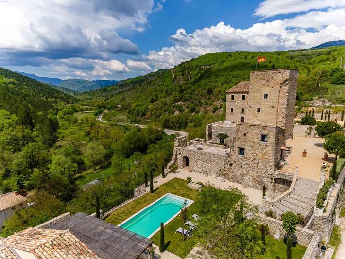 Chambre d’hôte pour 2 personnes, avec vue ainsi que jardin et piscine à Sainte-Jalle