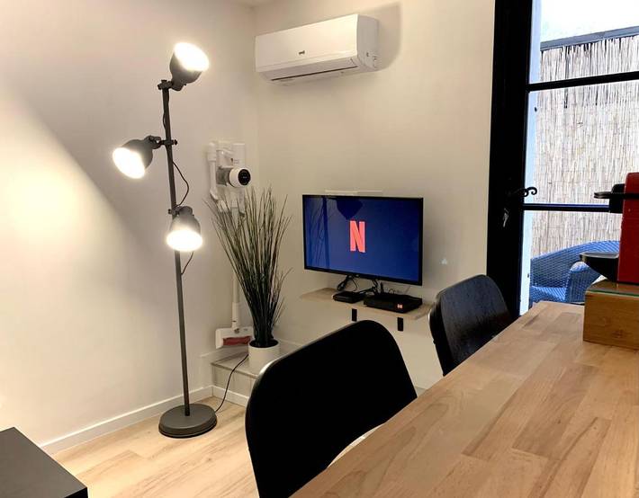 Gîte pour 2 personnes, avec terrasse dans Port De Toulon - 3