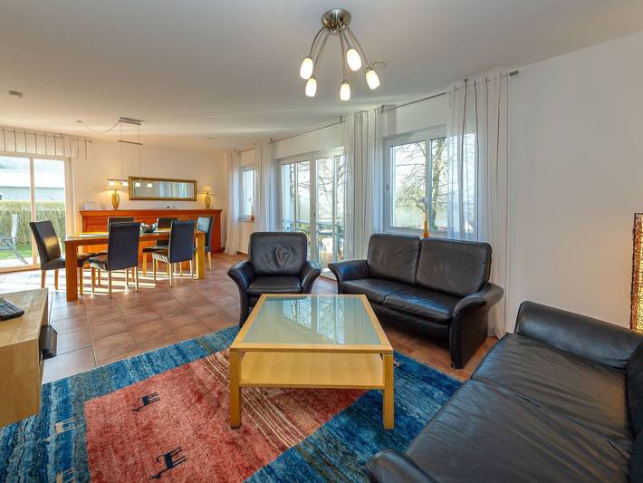 Ferienhaus für 6 Personen, mit Garten und Sauna sowie Terrasse, kinderfreundlich in Sellin - 2