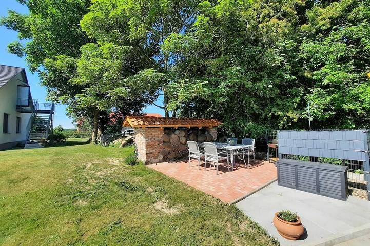 Ferienwohnung für 2 Personen, mit Garten