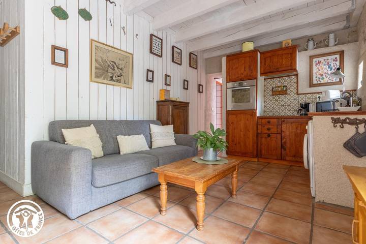 Gîte pour 2 personnes, avec jardin, animaux acceptés dans le Puy-de-Dôme - 2